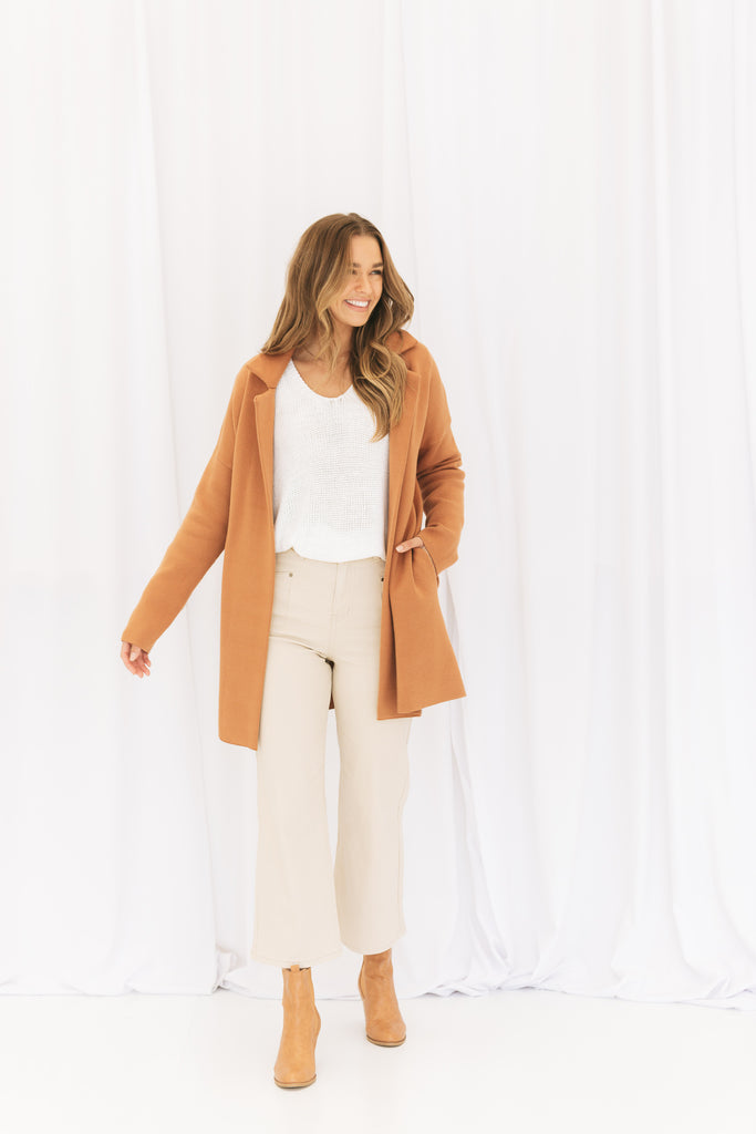 Ellen Wide Leg Jeans - Oatmeal - Betty Lane 
