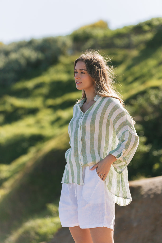 Dune Linen Shorts - White - Betty Lane 