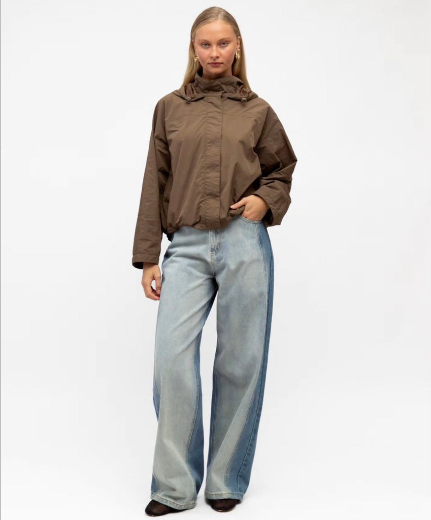 London Windbreaker - Chocolate - Betty Lane 