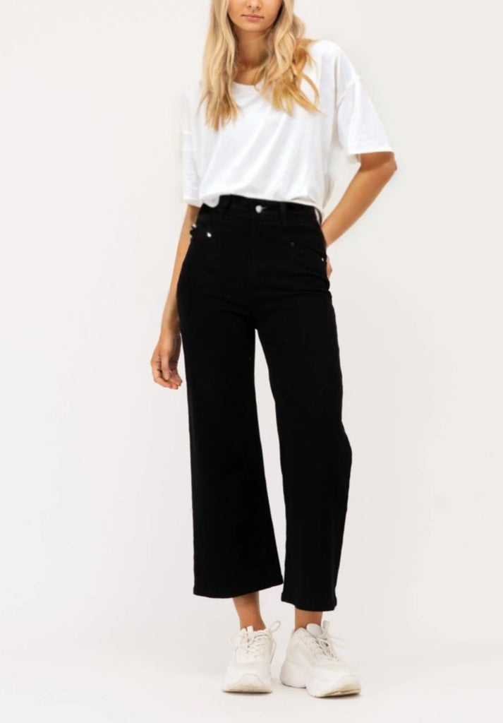Ellen Wide Leg Jeans - Black - Betty Lane 