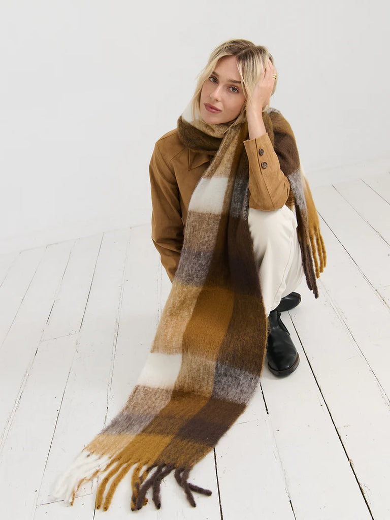 Dion Check Scarf