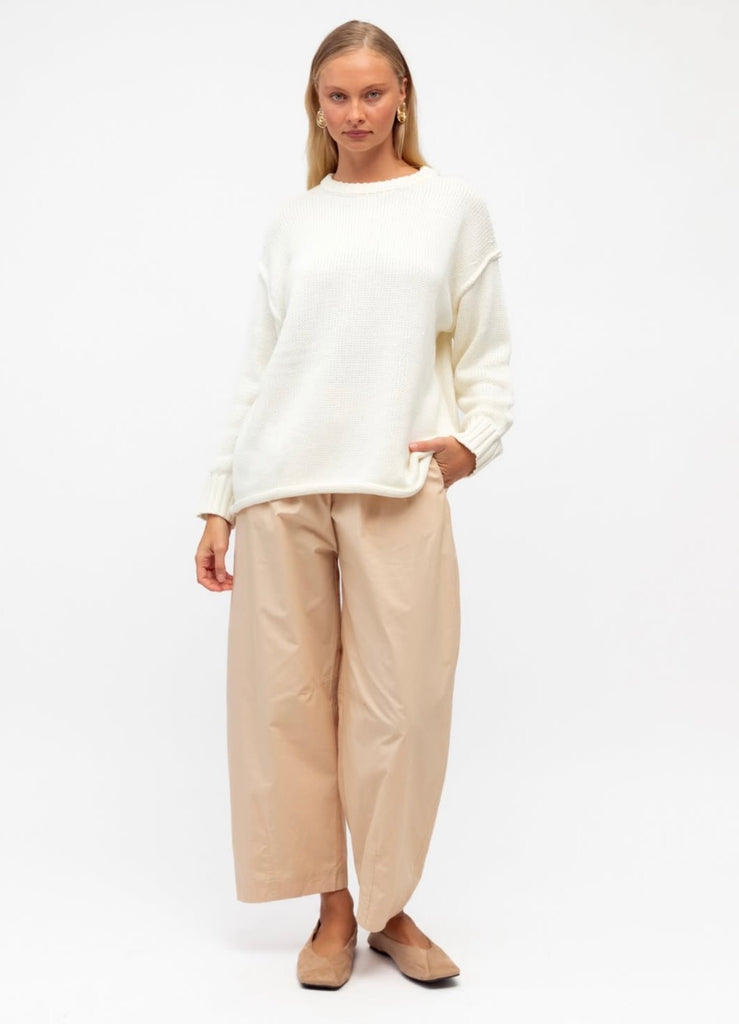 Kira Cotton Barrel Pants - Betty Lane 