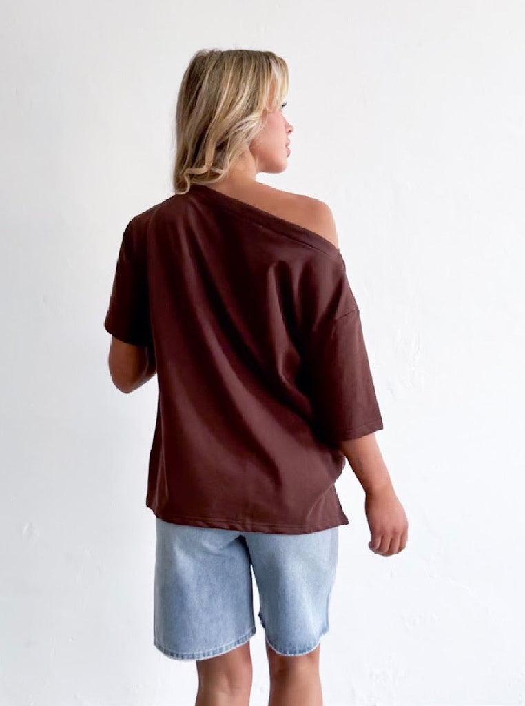 Off the shoulder womens tee in brown