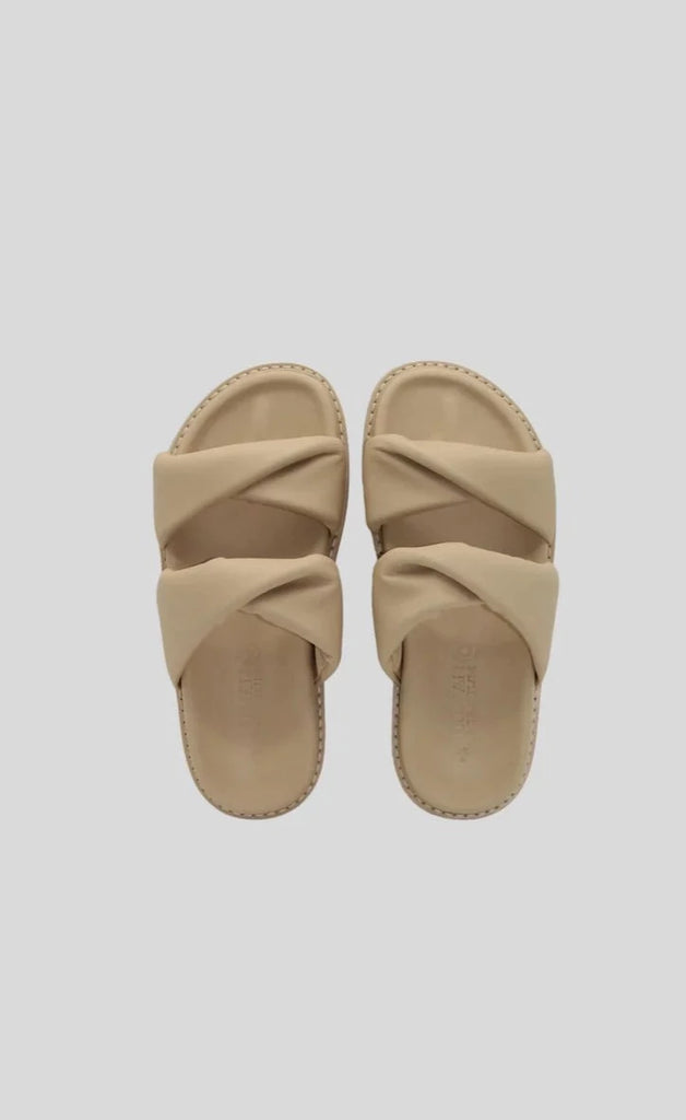 Tactful Leather Slides - Nude