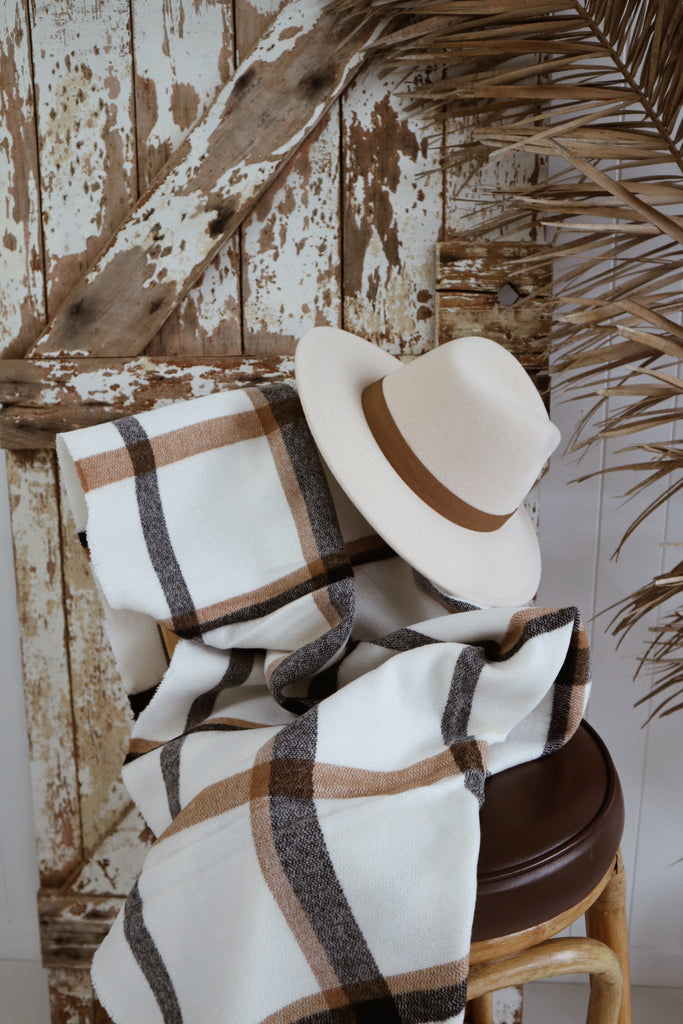 Parker Scarf - White - Betty Lane 